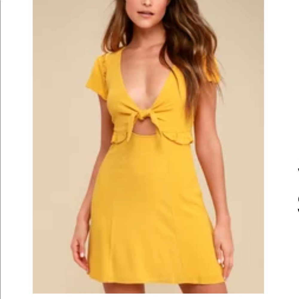 LULU’S mustard yellow tie front dress